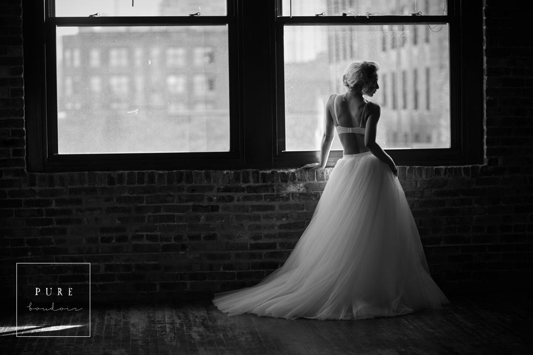 bridal boudoir photo shoot
