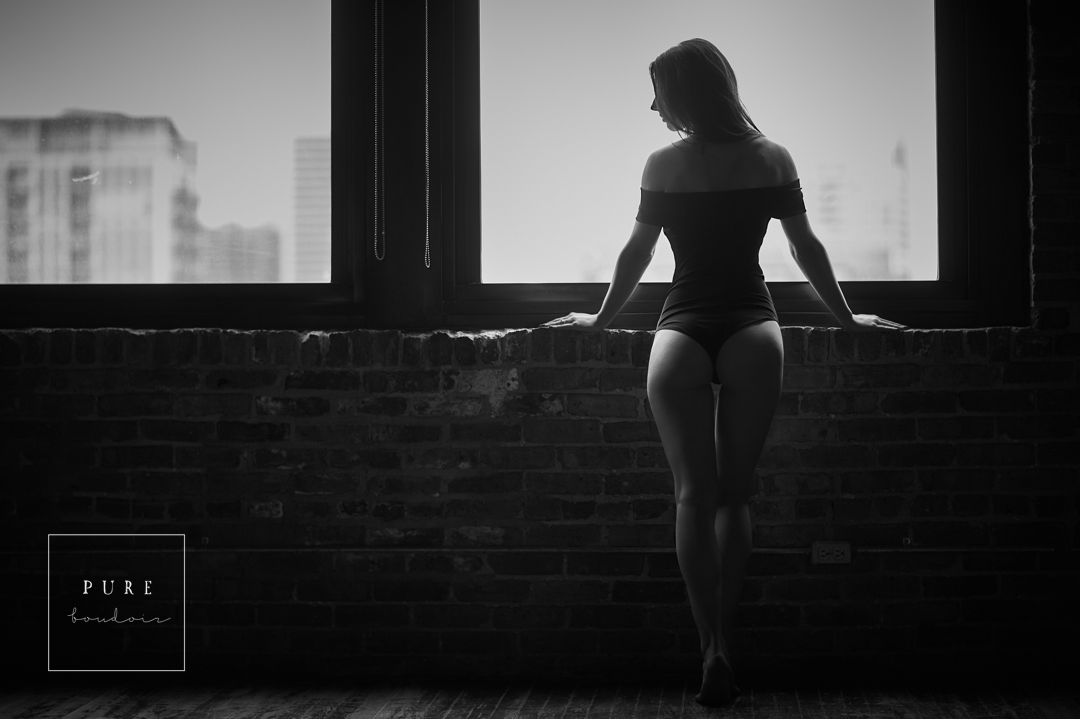 Chicago black and white boudoir photography